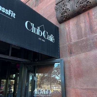 Club Café, Boston