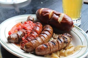 Private Milwaukee Food Tour with Beer, Cheese & Local Classics