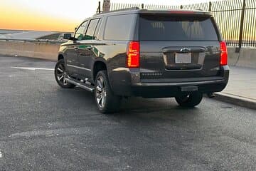 Winnipeg Airport (YWG) to Winnipeg accomodation - Round-Trip Private Transfer