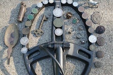 Kenosha Metal Detecting Tour to Simmons Island Beach