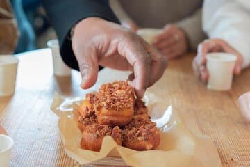 Pike Place Market: Insider's Breakfast Tour - Tips Included!