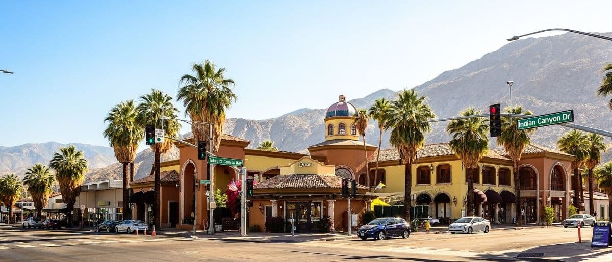 Best Gay Bars & Clubs in Palm Springs (2026)