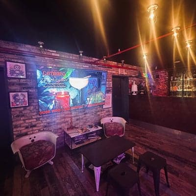 Bar Gaythering, Miami